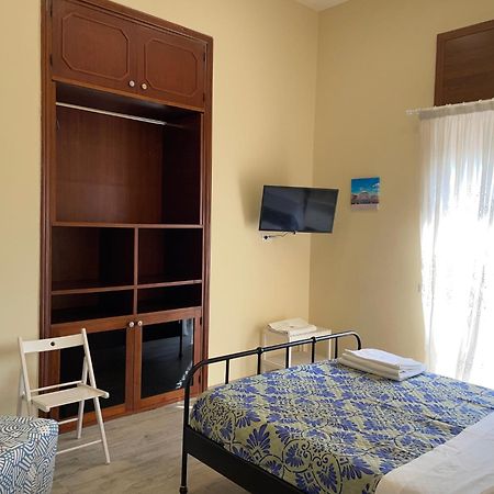 Elena House Apartment Наполи Екстериор снимка